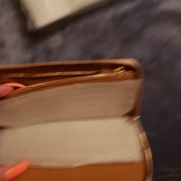 New Coach wallet - Picture 2 of 4